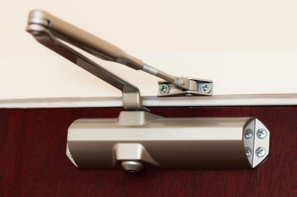 Cost of Door Closer Installation in Edison