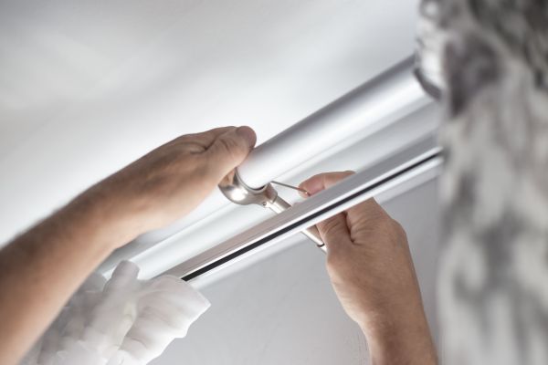 Cost of Curtain Rod Installation in Edison