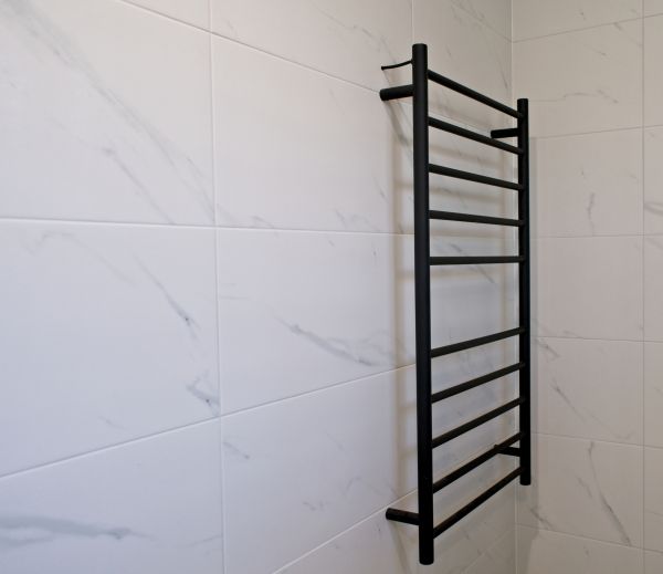 Cost of Towel Rack Installation in Edison